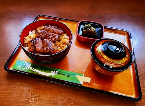 梅うなぎ丼
