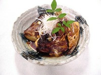 名物　鯛の兜煮（写真は二人前）