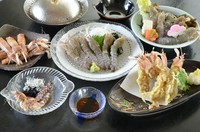 茹で、刺身、天ぷら、フライ、しゃぶしゃぶ、シャココース料理（ご予約ください）もあります。