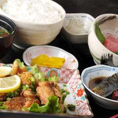 500円、750円のお値打ちなランチメニューもご用意しています。