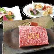 最高部位の一つであり、きめが細かく脂の濃厚な旨味が楽しめます。