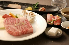 お好みの焼き加減で、近江牛ステーキを堪能できるコースです。　