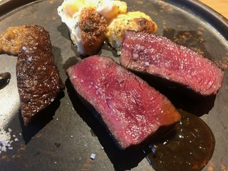 熟成肉ランチのメインステーキ