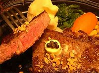 ２人前より承ります。銅のしゃぶしゃぶお鍋でご提供いたします。さっぱりヘルシー。