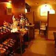 こじんまりとしたお店で、お席の数も決して
多くはありませんが、くつろいで頂ければと
願っています