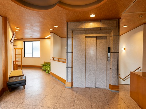 落ち着きがあり洗練された空間で、一人一人をお出迎え