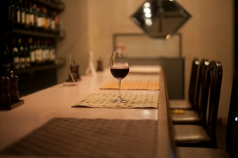 カウンター式のお店なので、女性ひとりでも気軽に入りやすい