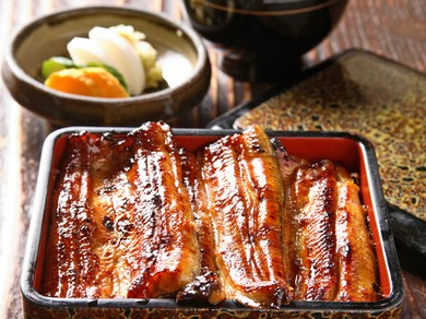 頑固な店主が焼く味自慢の『うな重』