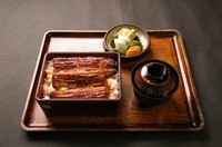肝吸い、漬け物付き。