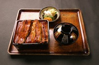 肝吸い、漬け物付き。