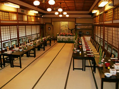 一里『大広間』