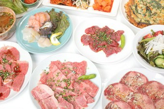 上質の和牛セットがこの価格。週末のちょっとした宴会などにお気軽にご予約ください。