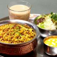 エッグプラウ・サラダorスープ・ヨーグルト・ドリンク