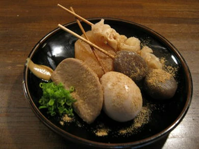 しぞーか　黒おでん