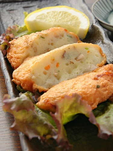 自家製有機野菜のさつま揚げ　350円～