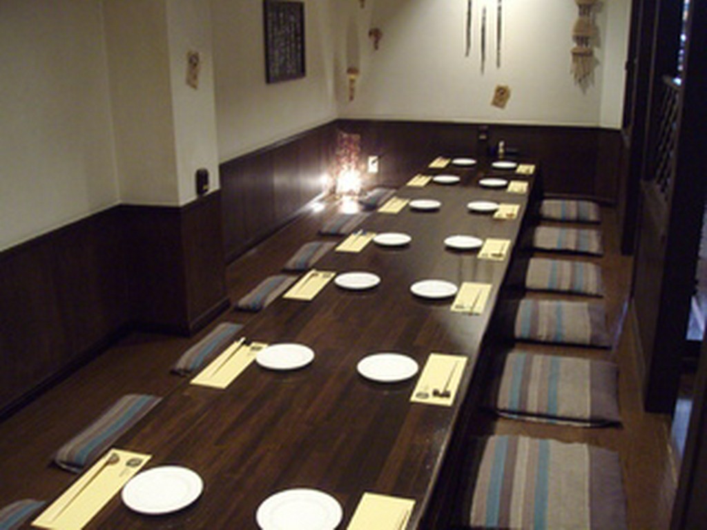 宴会コースは４５００円から。お席の時間制限はありません♪