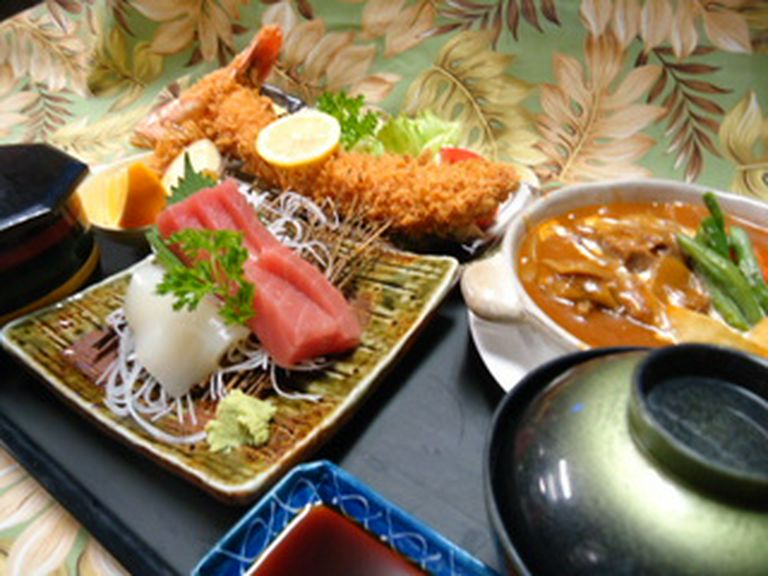 ハマッコ御膳 お肉料理をチョイス出来ます