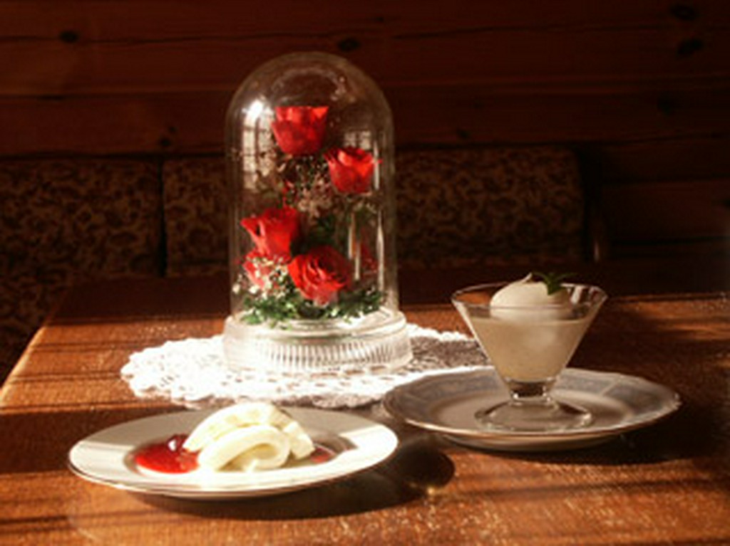 チーズケーキと珈琲豆のムース