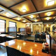 テーブル席、座敷席があります。団体のお客様、宴会でもご利用できます。詳しくはお問合せください。