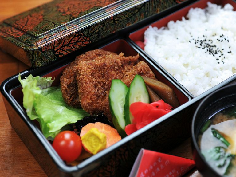 とんかつ弁当