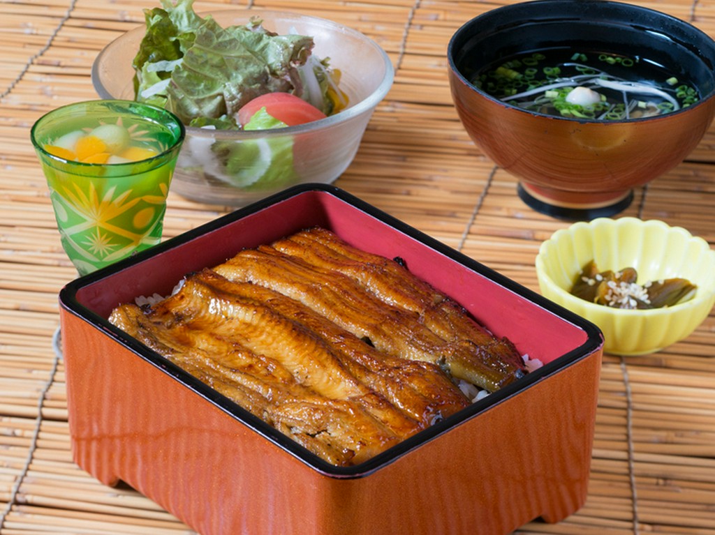 【浜勢】一番人気。二種類のタレでふっくらと仕上げる『うな重』