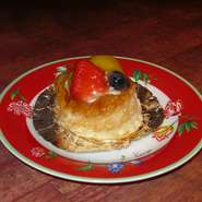 【お誕生日/記念日】　デコレーションケーキご用意してます!! アニメのイラストを模ったイラストケーキや、フルーツを使ったフルーツデコレーションなど、なんでもご希望にお応えします!!＜3800円～＞