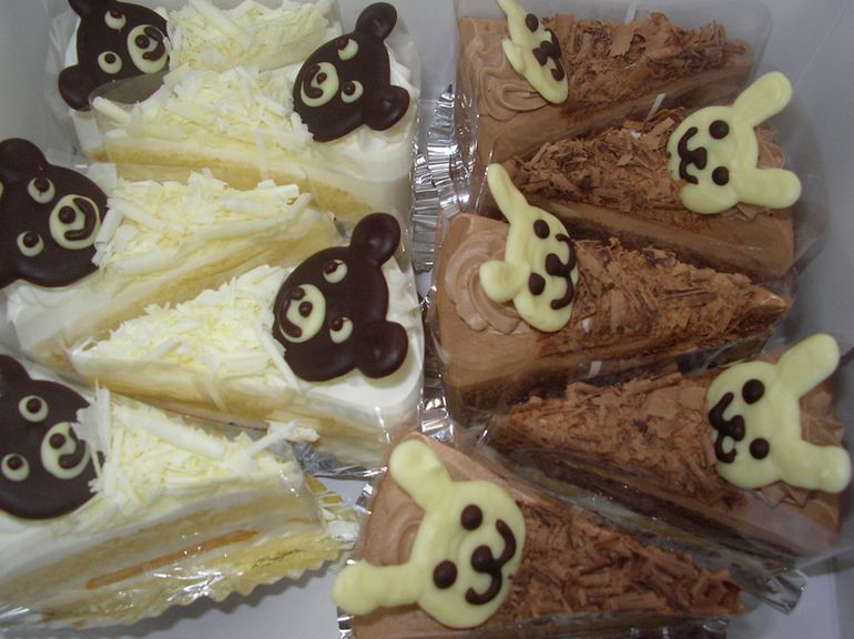 各種ケーキ　＜350円〜＞