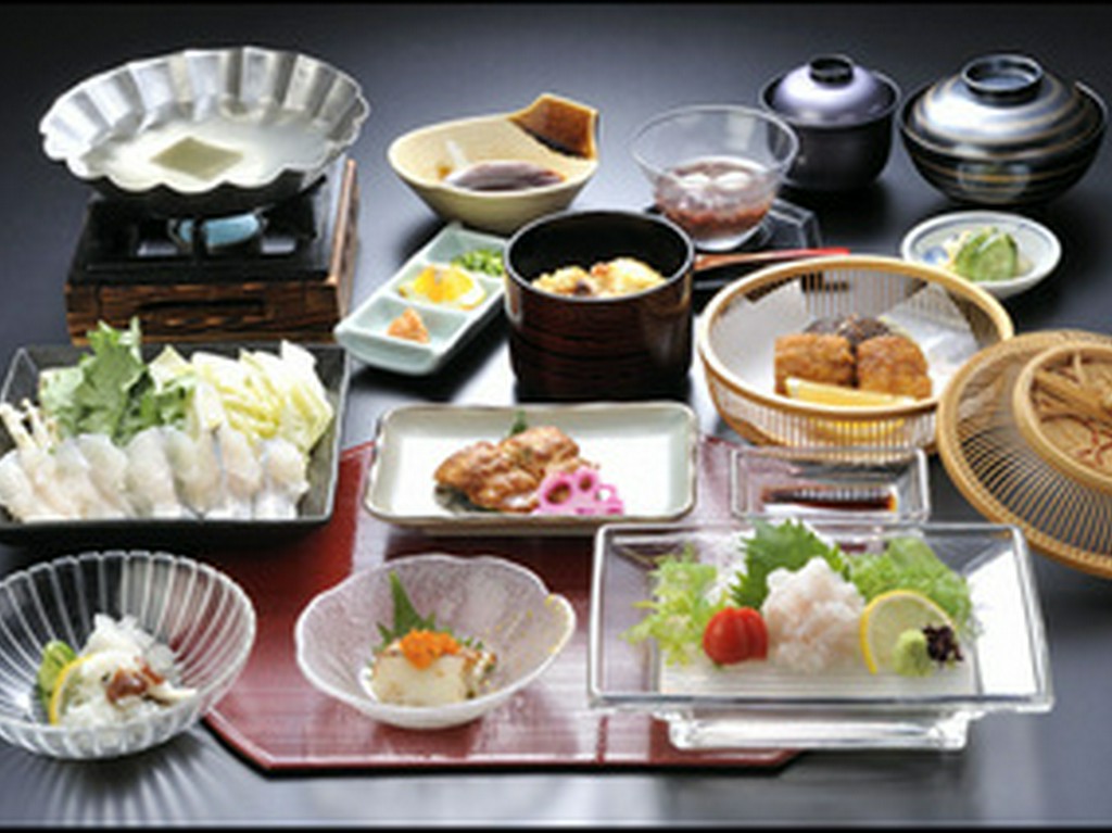 大分名物　鱧コース料理 