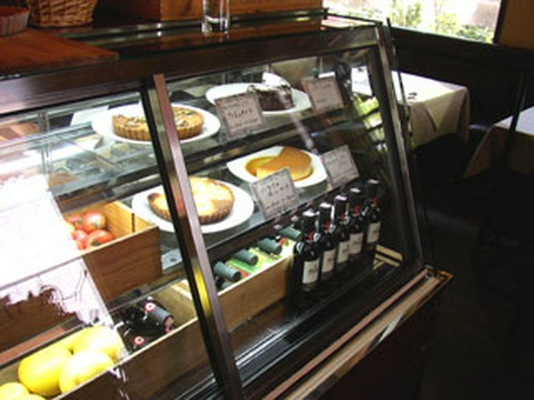 手作りケーキショーケース