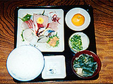 刺身盛合せ定食