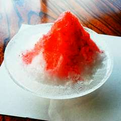 苺のかき氷　夏季限定
