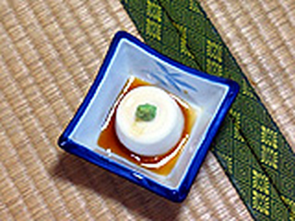 落花生でできたジーマーミトーフ