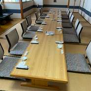 ５０名様前後の宴会もできます！
残念ながら座椅子は外しますが・・・