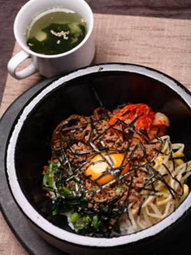 ビビンバなどの単品も充実