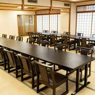 50～60名様までご利用可能な椅子席をご用意しております。