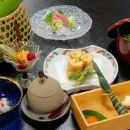 ・お通し・前菜・茶碗蒸し・刺身・煮物・揚物・酢の物・お食事・季の実
