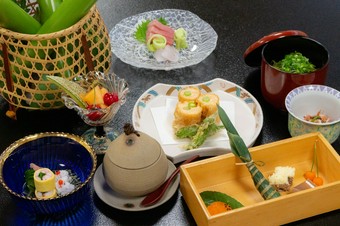 ・宴会におすすめ《雪会席》3850円~（税込）