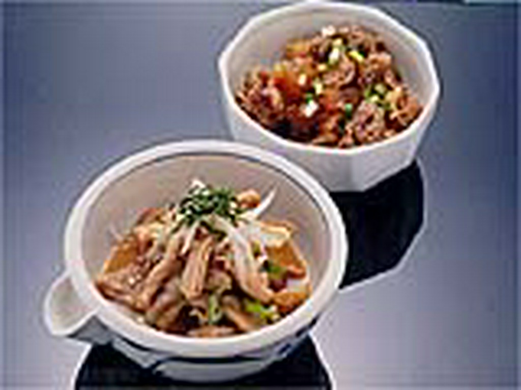 すじ煮・もつ煮