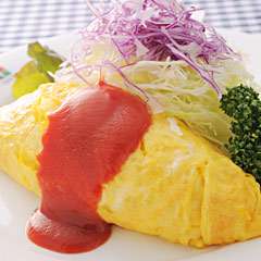 看板メニューの卵ふっくらなオムライスで至福なひと時を