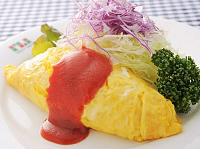 看板メニューの卵ふっくらなオムライスで至福なひと時を