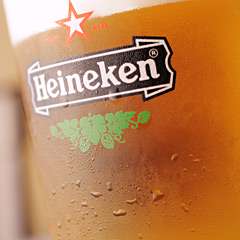 よく冷えたハイネケンの生ビールもあります