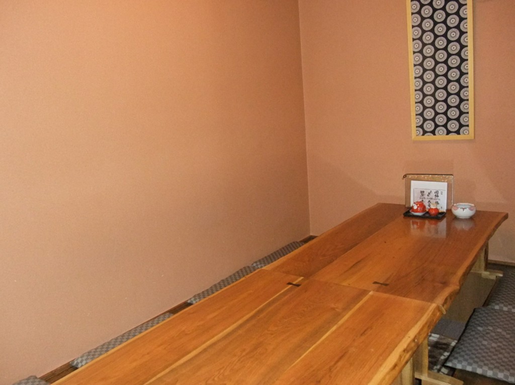 1F　掘りごたつ（8人席）