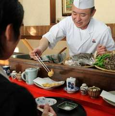 カウンター越しにご注文できます