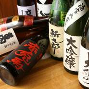 長野、信州の地酒は、当店のお料理とよく合います。ヒレ酒や岩魚骨酒などもご用意しておりますので、お好みのお酒でお愉しみ下さい。