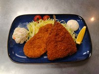 肉厚のアジフライとヒレカツ1枚の定食です！