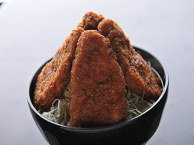 ソースかつ丼　ヒレ肉　