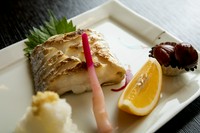 塩焼き、照り焼き、西京焼き、煮付けなど、旬の魚でおつくりします。