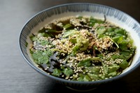 海苔、梅、鮭、タラコがあります。