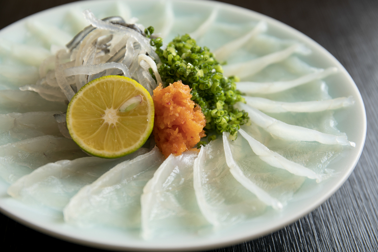 Shimonoseki Direct Natural Tiger Pufferfish Plum Course