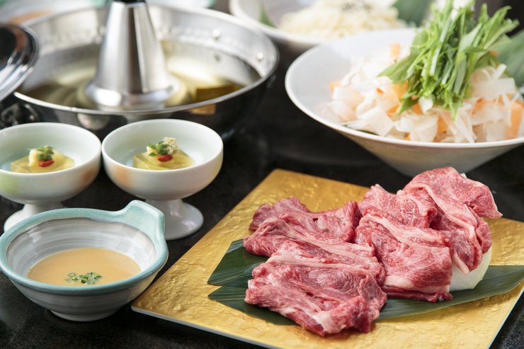 推荐宴会套餐7,500日元，含2小时无限畅饮